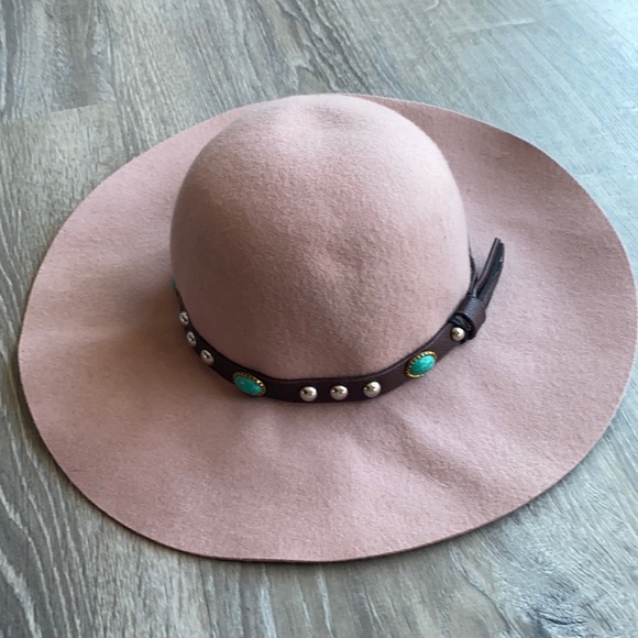 Free People Accessories - Boho hat